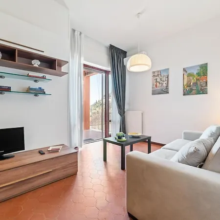 Roomy Flat With Parking Apartment Vietri sul Mare