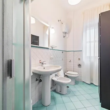 Roomy Flat With Parking Apartment *