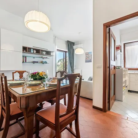 Roomy Flat With Parking Apartment Vietri sul Mare