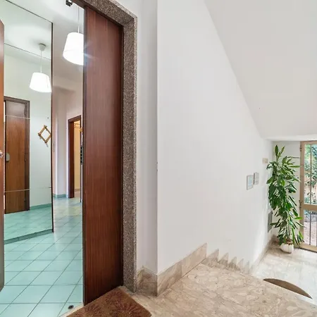 Roomy Flat With Parking * Vietri sul Mare